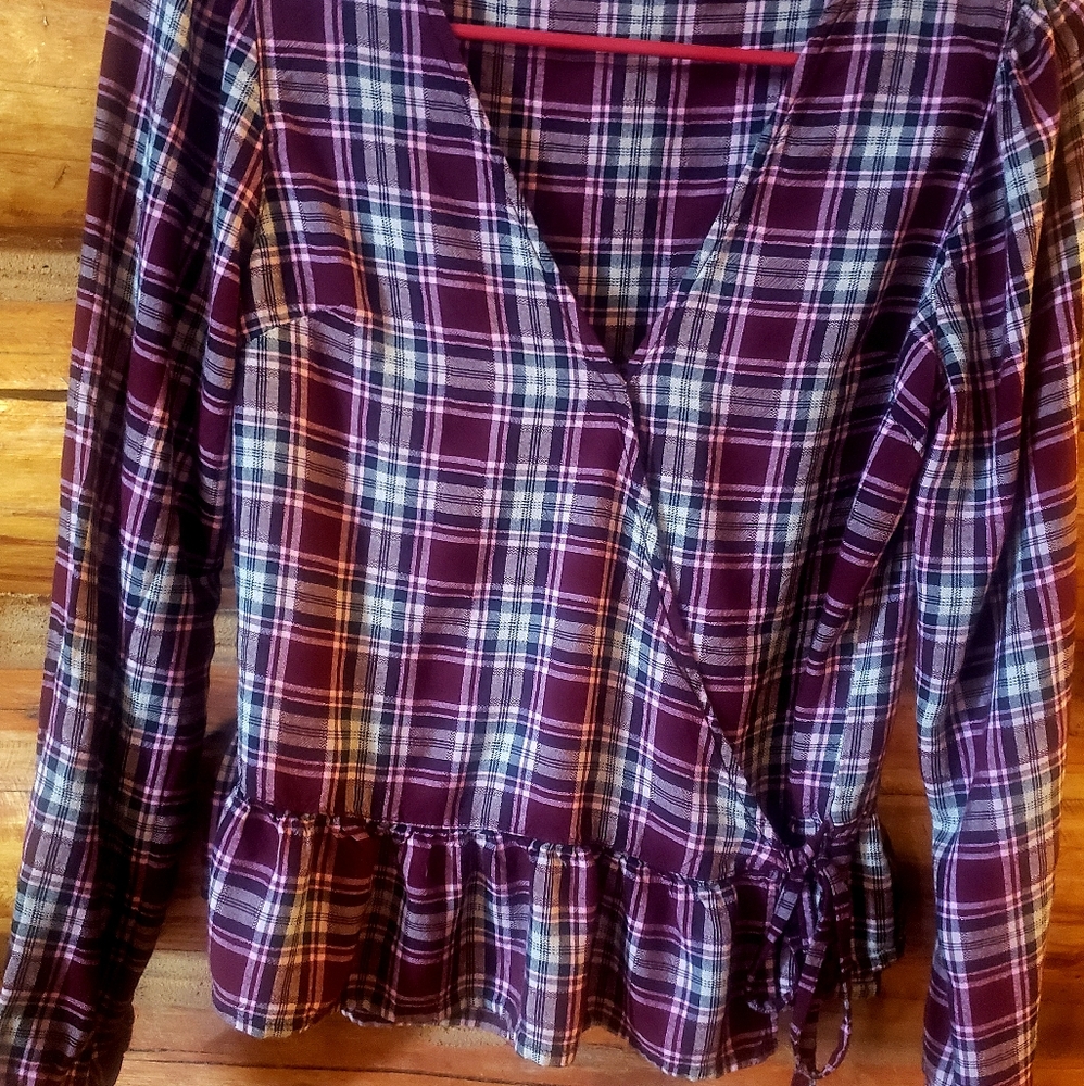 Arizona wrap around top